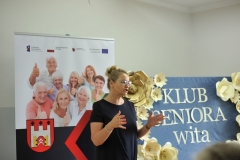 10.-Pani-Marszałek-przemawia-do-zgromadzonych